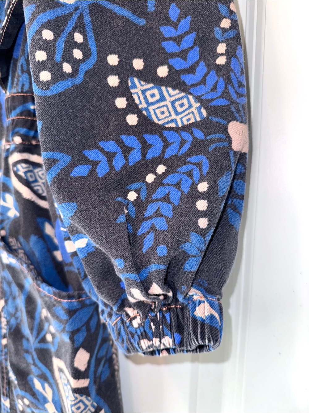 FARM Rio Macaw Forest Tropical Jumpsuit Black Blue Cotton Sz M - Picture 10 of 11